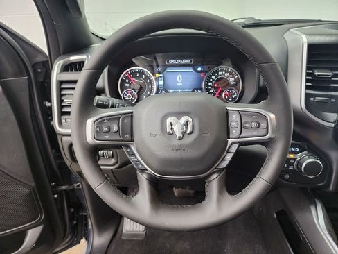 New 2026 RAM 1500 4x4 Crew Cab image 10