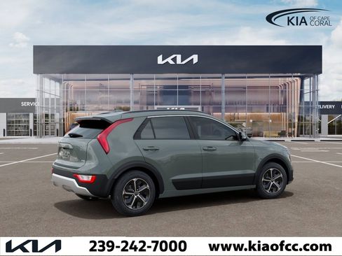 New 2026 Kia Niro EX FWD image 6