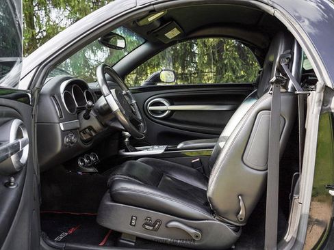 Used 2005 Chevrolet SSR w/ Preferred Equipment Group RWD image 29