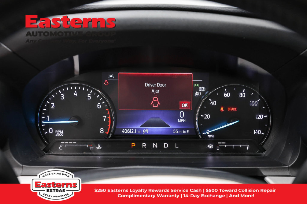 Used 2024 Ford Explorer XLT w/ Equipment Group 202A AWD/4WD image 19