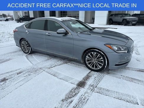 Used 2016 Hyundai Genesis 3.8 w/ Option Group 02 image 2
