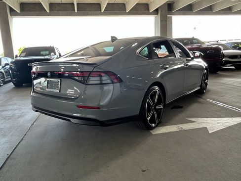 Used 2024 Honda Accord Sport image 5