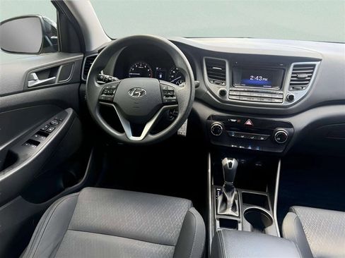 Used 2017 Hyundai Tucson SE AWD/4WD image 15