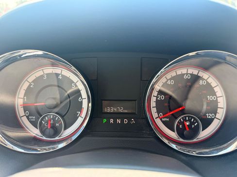 Used 2012 Dodge Grand Caravan SXT FWD image 21