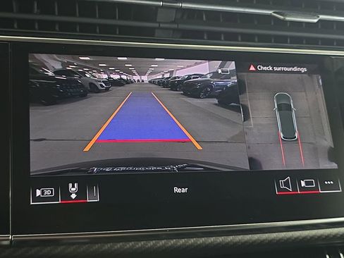 New 2026 Audi SQ7 Premium Plus image 17