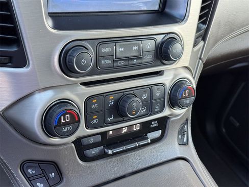 Used 2017 GMC Yukon Denali w/ Open Road Package image 22