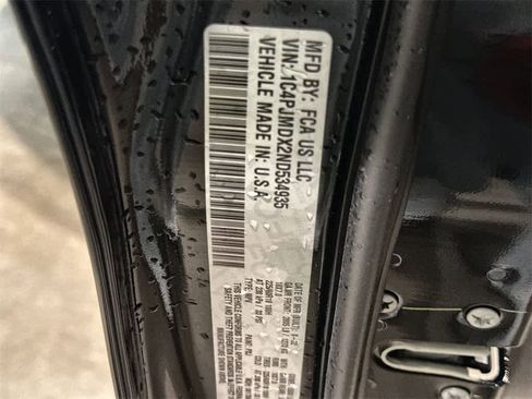 Used 2022 Jeep Cherokee Limited image 24