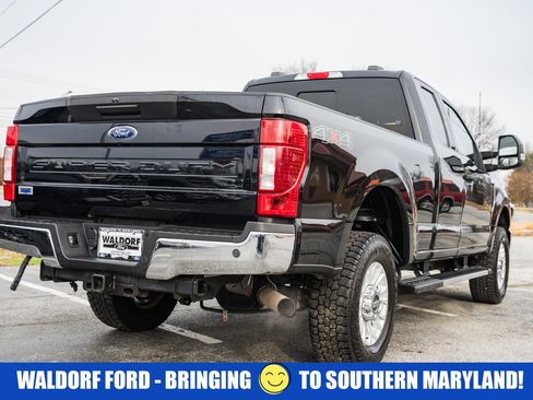Used 2022 Ford F350 XLT w/ XLT Value Package image 4