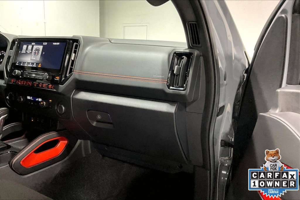 Used 2025 Nissan Frontier PRO-4X AWD/4WD image 18