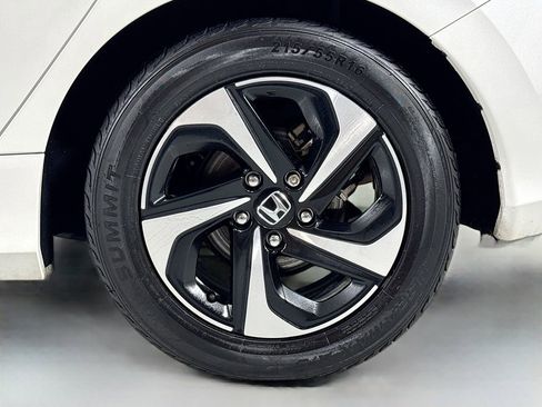 Used 2021 Honda Insight EX image 10