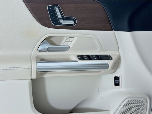 Certified 2023 Mercedes-Benz GLA 250 image 18