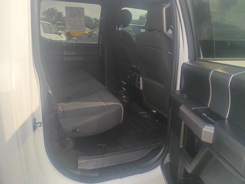 Used 2020 Ford F150 XLT w/ Equipment Group 302A Luxury AWD/4WD image 14