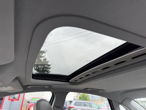 Used 2005 Ford Five Hundred SEL image 14