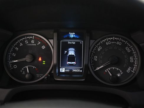 Used 2023 Toyota Tacoma w/ TRD Package image 19