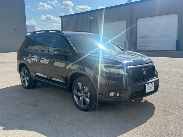 Used 2021 Honda Passport Touring image 1