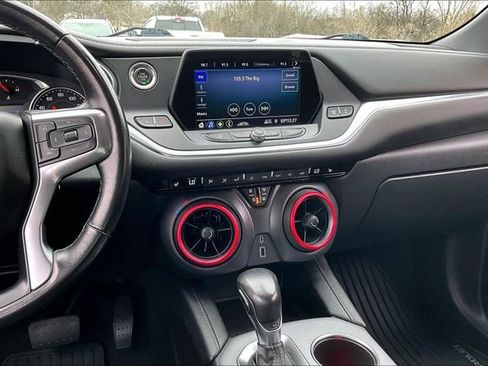 Used 2020 Chevrolet Blazer LT image 9