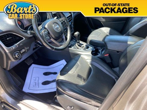 Used 2019 Jeep Cherokee Limited AWD/4WD image 28