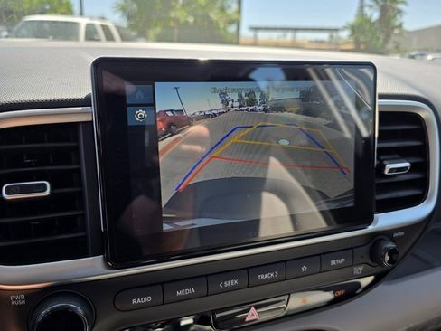 New 2025 Hyundai Venue SEL image 27