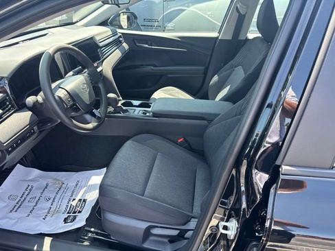 Used 2026 Toyota Camry LE FWD image 5