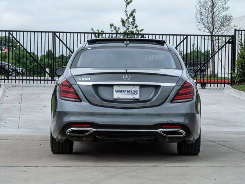Used 2020 Mercedes-Benz S 560 Sedan image 8