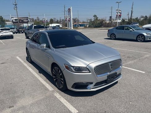 Used 2018 Lincoln Continental Reserve image 16