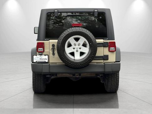Used 2017 Jeep Wrangler Unlimited Sport w/ Quick Order Package 24S AWD/4WD image 7