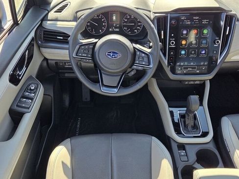 Used 2025 Subaru Forester Limited image 9
