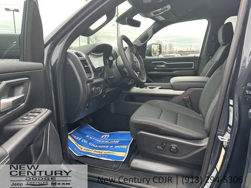 New 2026 RAM 1500 Big Horn AWD/4WD image 7