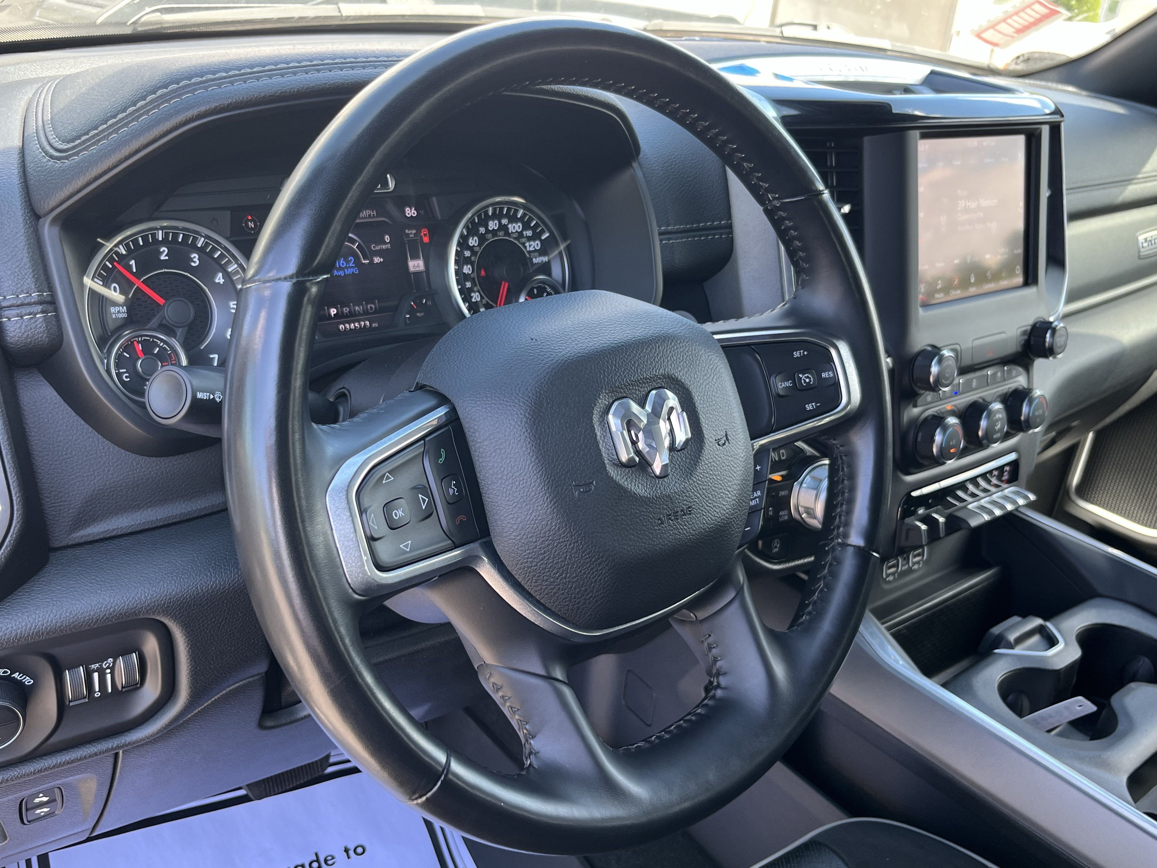 Used 2021 RAM 1500 Laramie w/ Sport Appearance Package AWD/4WD image 28