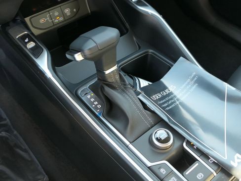 New 2026 Kia Sorento S image 19