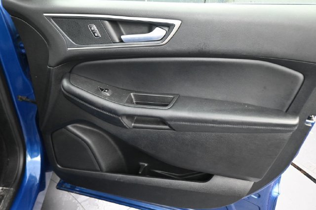 Used 2024 Ford Edge SEL AWD/4WD image 13