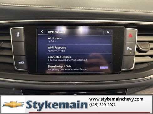Used 2020 Buick Enclave Essence w/ Sound and Sites Package FWD image 24