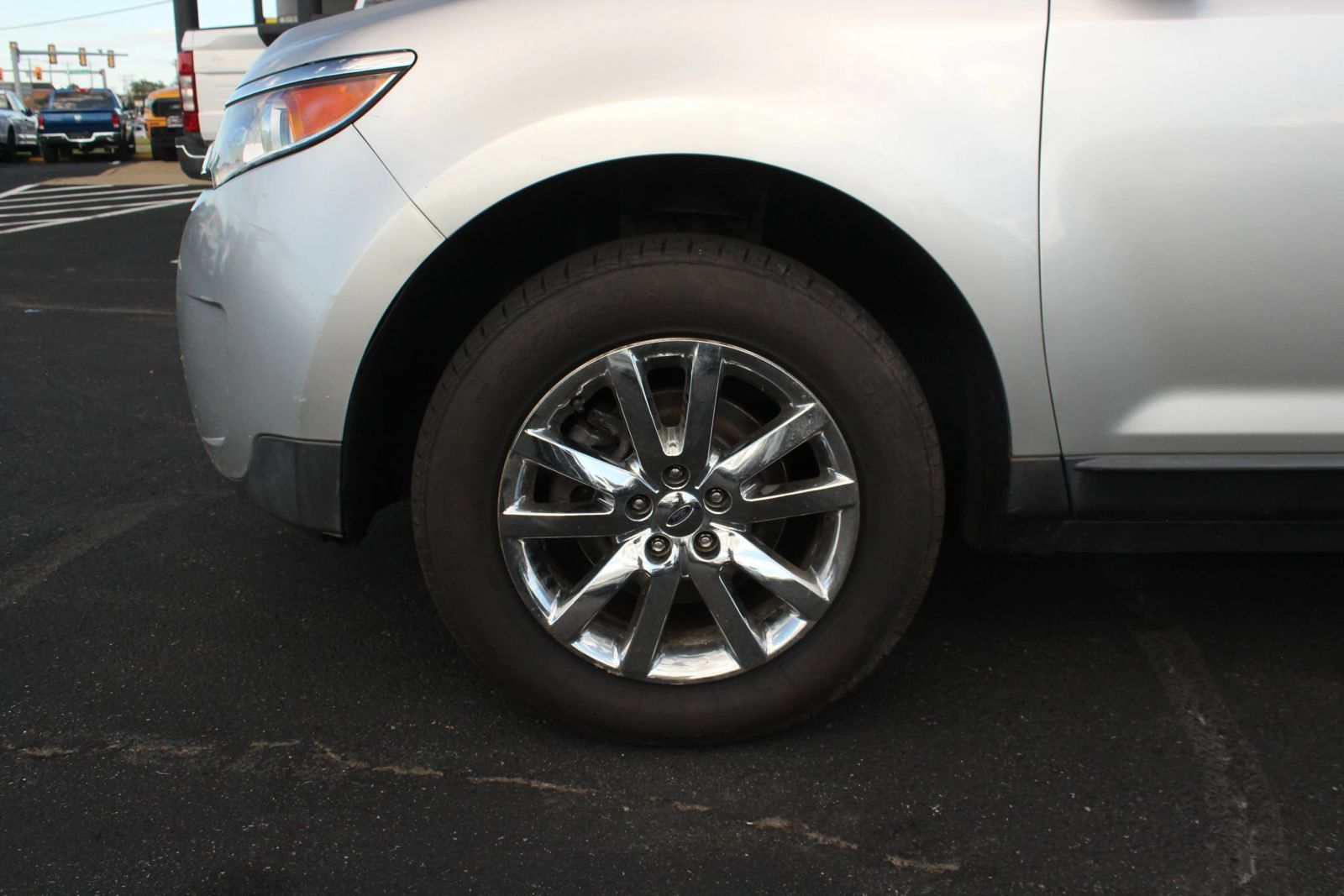 Used 2013 Ford Edge Limited AWD/4WD image 3