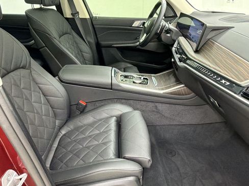 Used 2026 BMW X7 xDrive40i AWD/4WD image 21