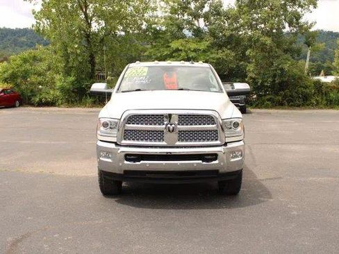 Used 2017 RAM 3500 Laramie w/ Snow Chief Group AWD/4WD image 4