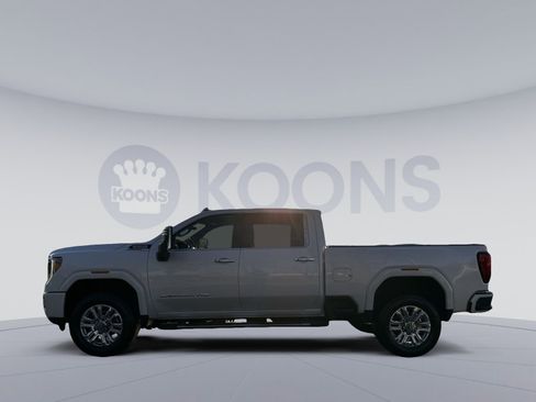 Used 2022 GMC Sierra 2500 Denali w/ Denali Ultimate Package image 2