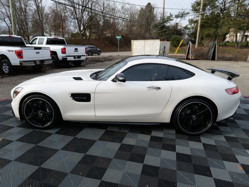 Used 2017 Mercedes-Benz AMG GT Coupe image 8