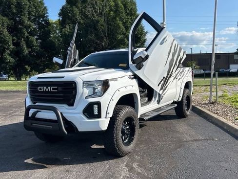 Used 2019 GMC Sierra 1500 AT4 w/ AT4 Premium Package AWD/4WD image 4