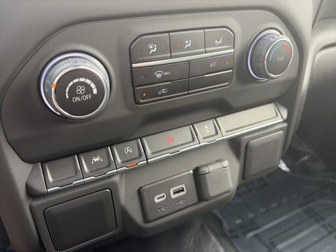 Used 2025 Chevrolet Silverado 1500 W/T AWD/4WD image 23