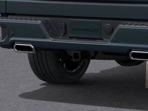 New 2026 Chevrolet Silverado 1500 High Country w/ High Country Premium Package AWD/4WD image 38
