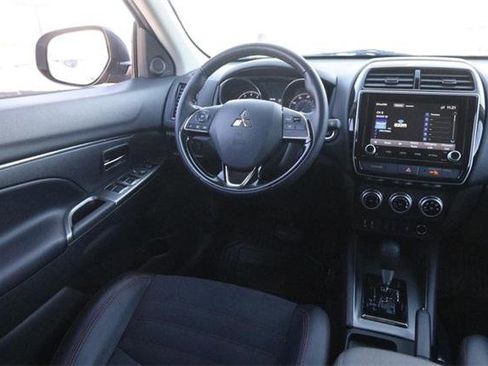 Used 2024 Mitsubishi Outlander Sport ES image 21