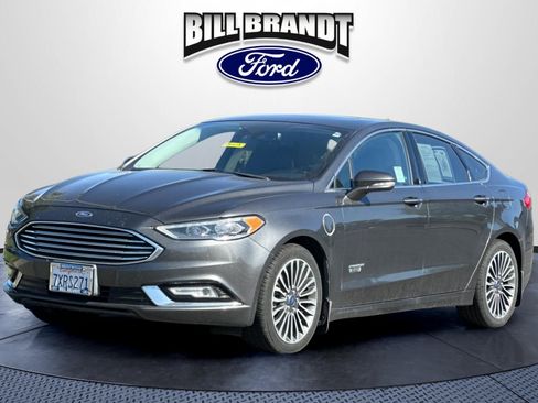 Used 2017 Ford Fusion Energi Titanium FWD image 7