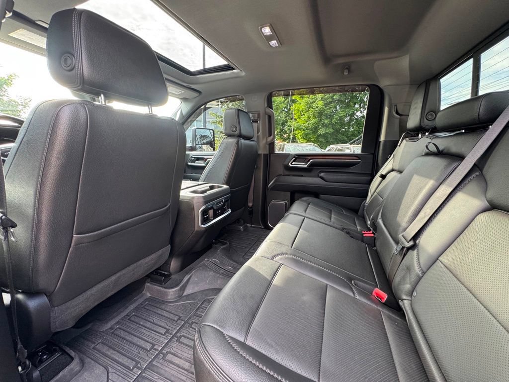Used 2024 GMC Sierra 3500 Denali w/ Denali Reserve Package AWD/4WD image 51