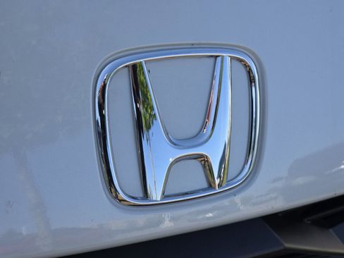 Used 2023 Honda HR-V Sport image 5