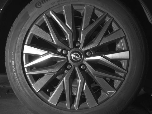 Used 2025 Nissan Altima 2.5 SV image 15