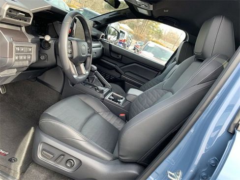 Used 2025 Toyota 4Runner TRD Sport Premium image 18