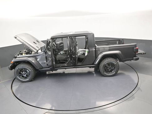 New 2026 Jeep Gladiator Willys image 58