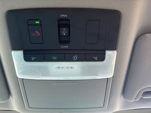 Used 2024 Nissan Altima 2.5 SL AWD/4WD image 30