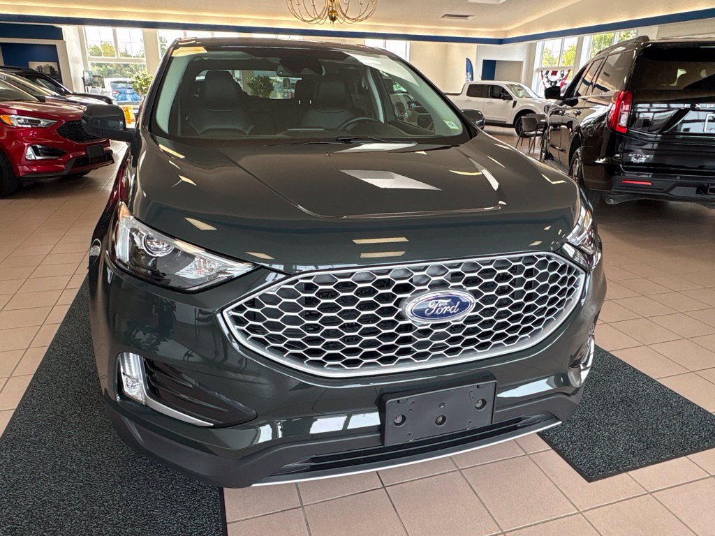 Used 2024 Ford Edge SEL w/ Convenience Package AWD/4WD image 8