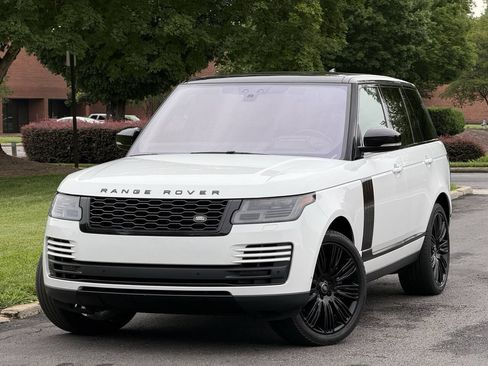 Used 2019 Land Rover Range Rover Supercharged AWD/4WD image 1